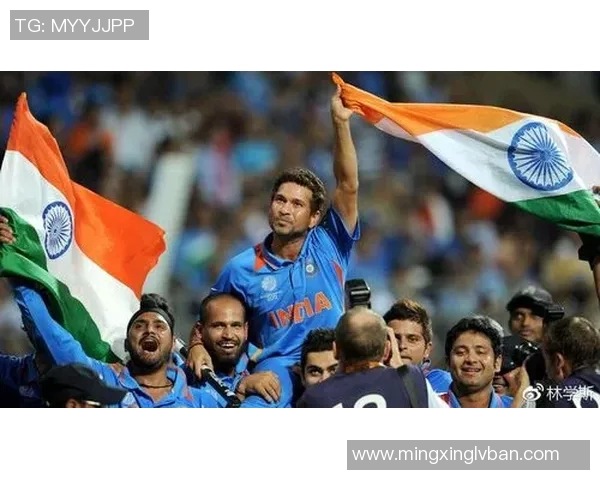 我心中的足球英雄与他不凡的传奇故事